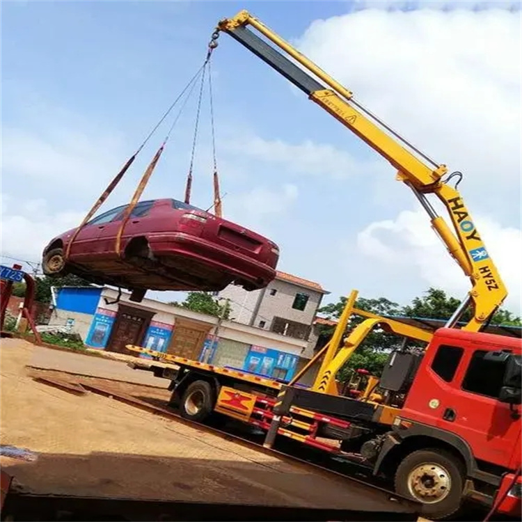 安化吊车救援小汽车怎么吊