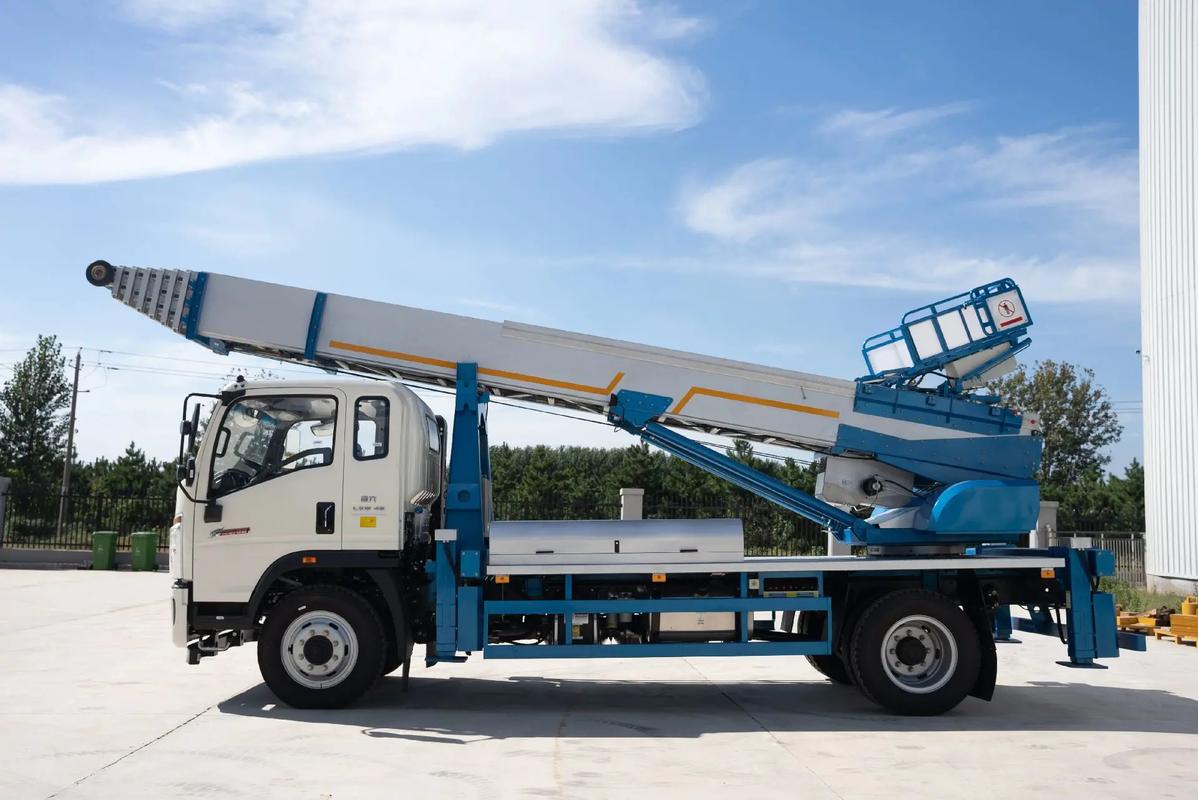 安化云梯上料车租赁费用