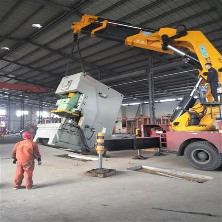 安化80吨折臂吊车出租附近电话